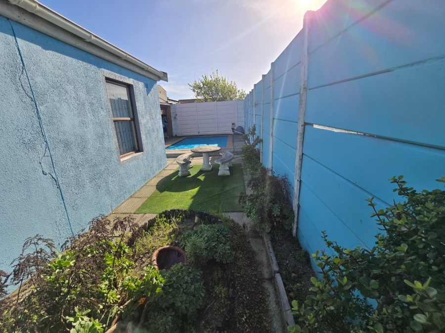 3 Bedroom Property for Sale in Colorado Park Western Cape